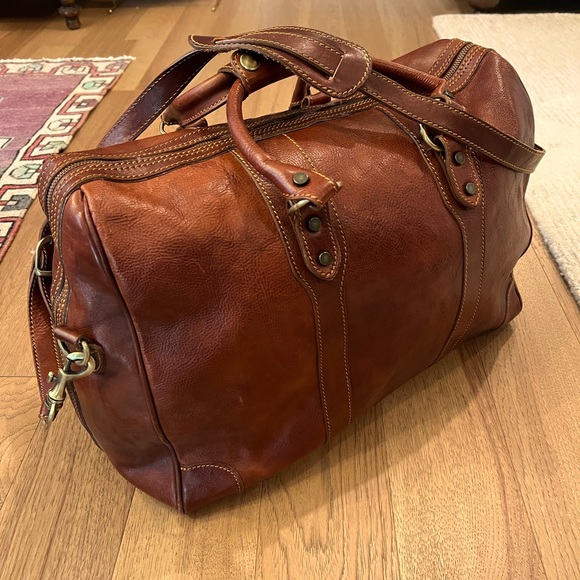 Leather Weekender duffel bag from Floto. Made in Italy! - Picture 1 of 3